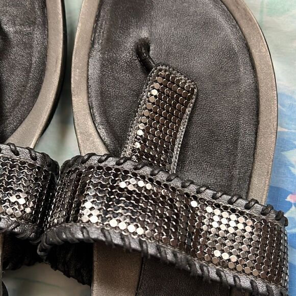 Stuart Weitzman T Strap Thong Sandals Metal - 7.5 - Picture 12 of 13